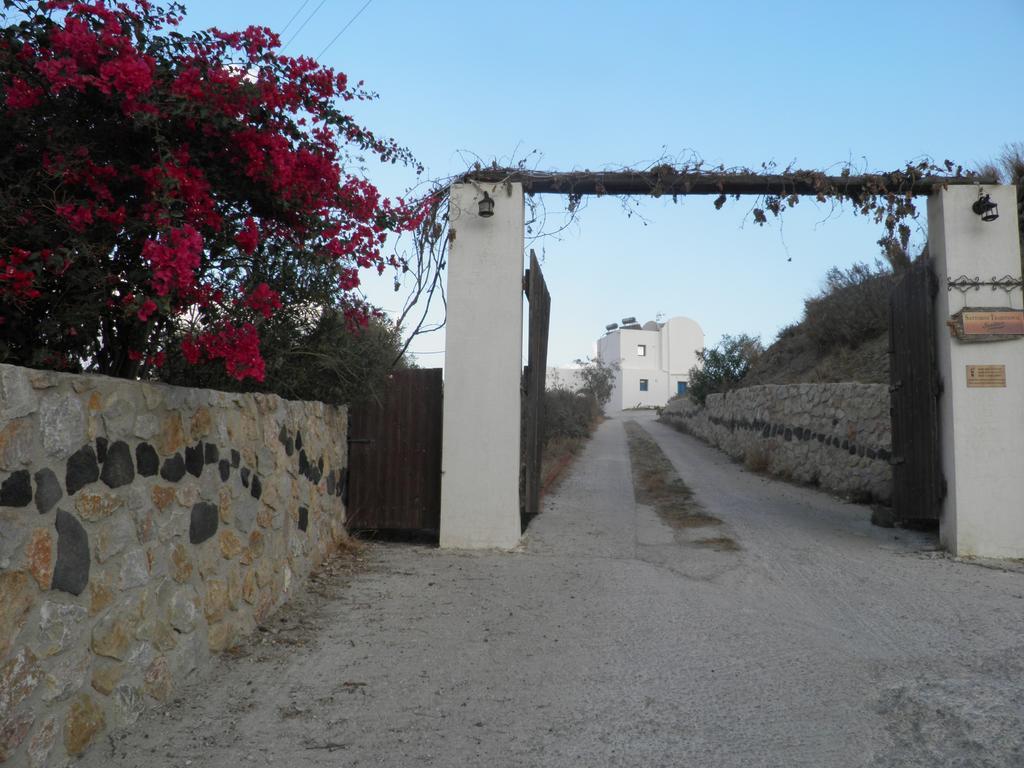 Santorini Traditional Suites Vóthon Kültér fotó